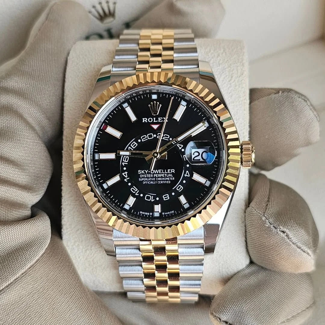 Luxury Branded 7A Sky Dweler Watch (Sallubhai using it)