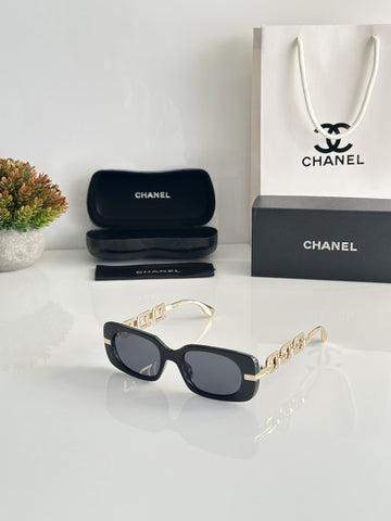 Chane_l WMNS_042_Gold_Black