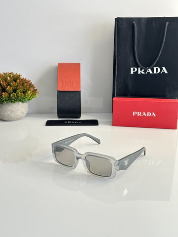 Prad_a 09_Grey