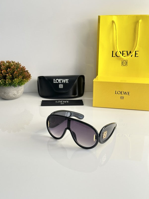 Loew_e 23014 Shine Black