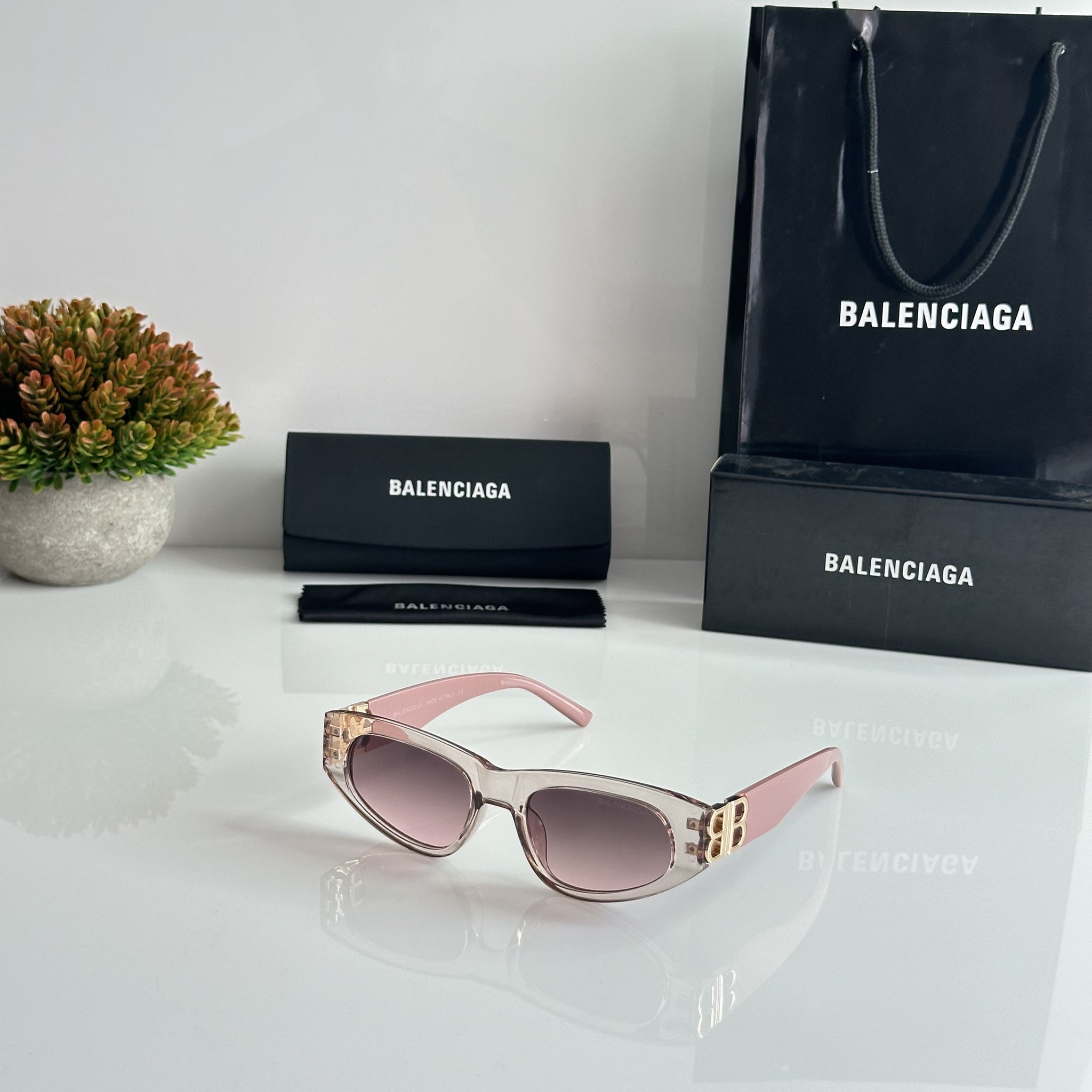 Balenciag_a WMNS 22062 Pink