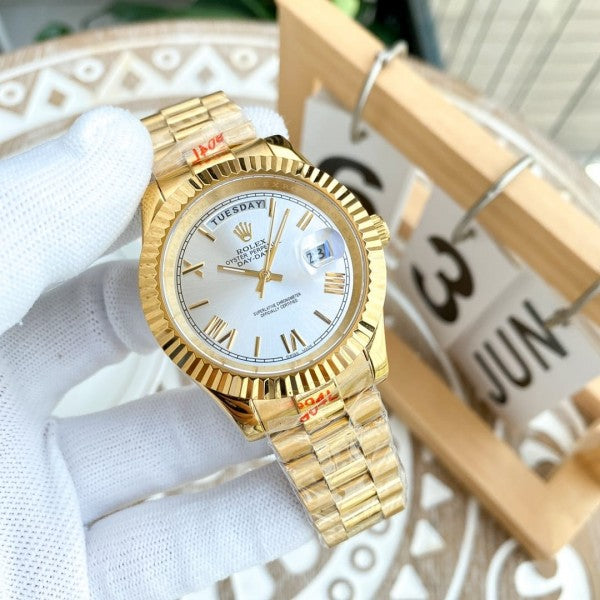 Role_x Oyster perpetual Day Date Automatic Gold-White