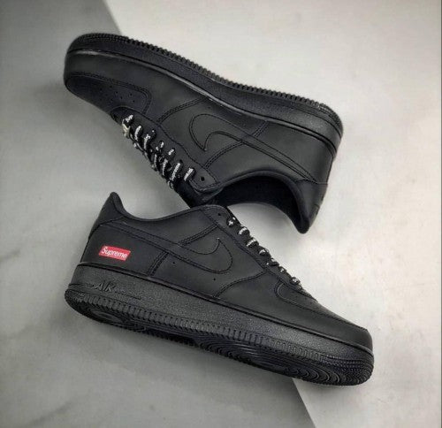 Nike_e airforce 1 low SUPREME BLACK