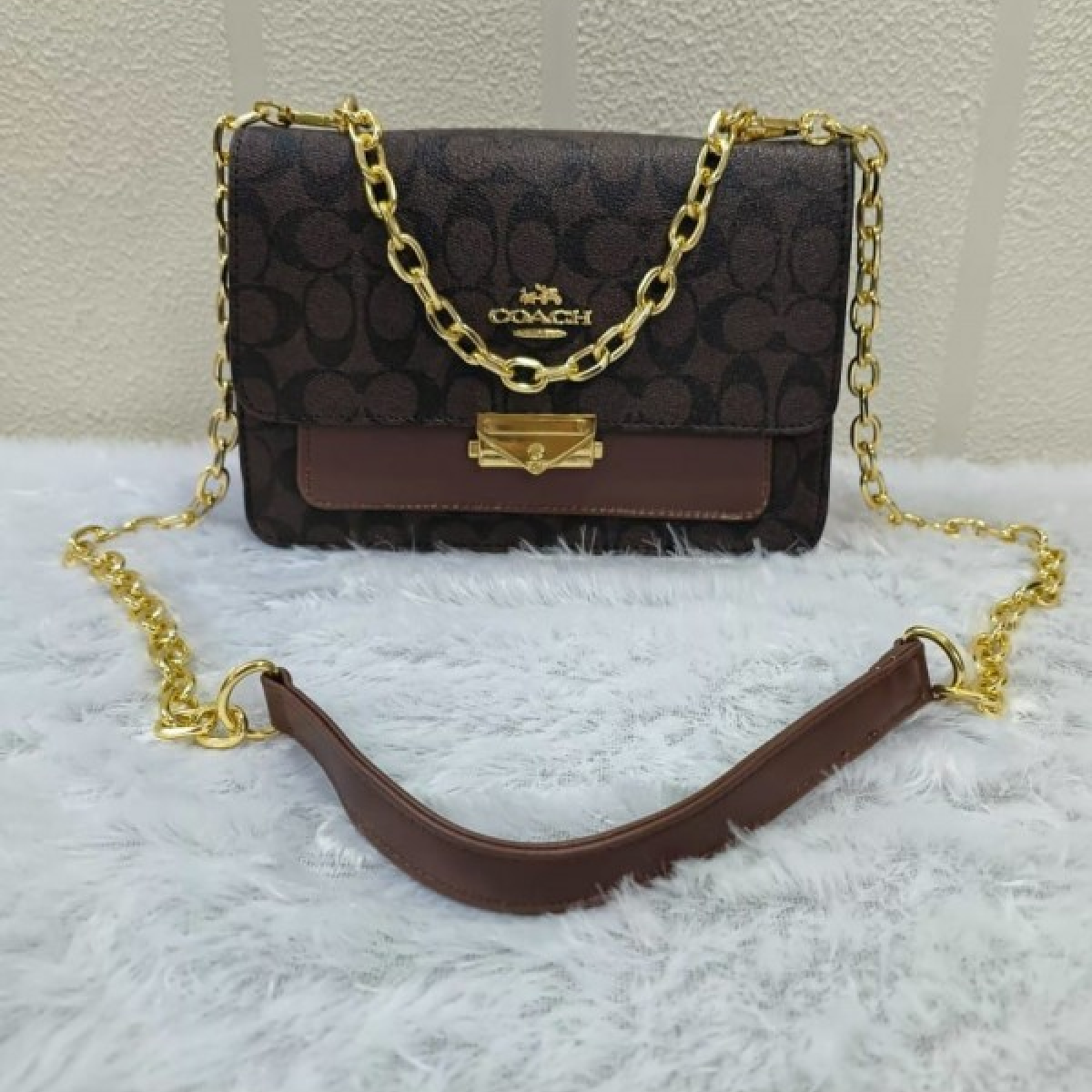 COAC_H Klar_e cross body Bag (Box)364